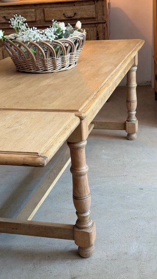 Mesa antigua francesa extensible de roble macizo