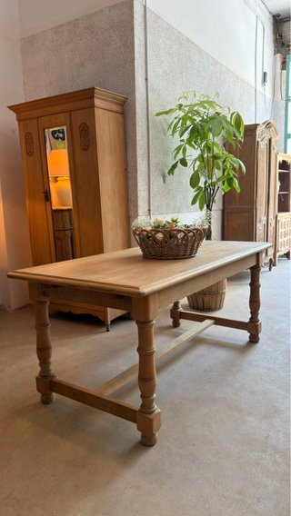 Mesa antigua francesa extensible de roble macizo