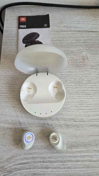 Auriculares Inalámbricos JBL Free