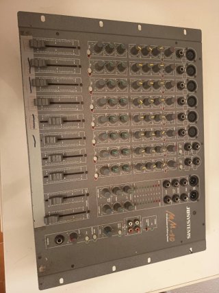 Equipo de Sonido, mesa de mezclas, etapa, altavoce