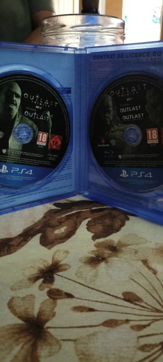 Outlast Trinity PS4 (PlayStation 4) Juego Terror