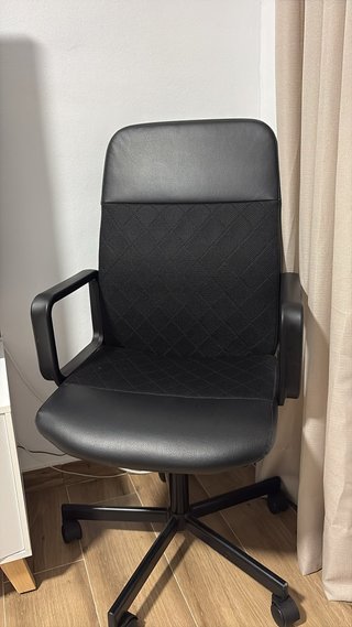 Silla de escritorio giratoria con respaldo