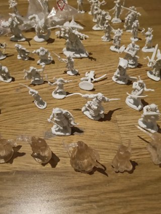Reaper Bones 3 Core Set Caja