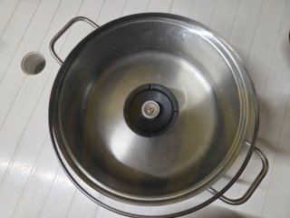 Conjunto de 2  cazuelas metal y cristal