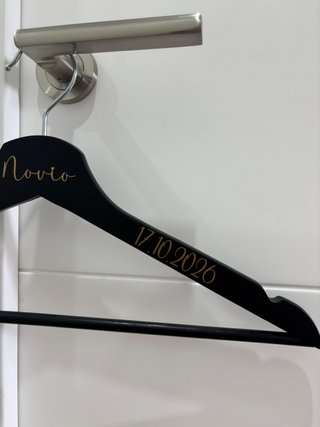 Percha Personalizada de Madera