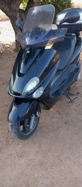 Yamaha majesty Scooter 125cc Negra