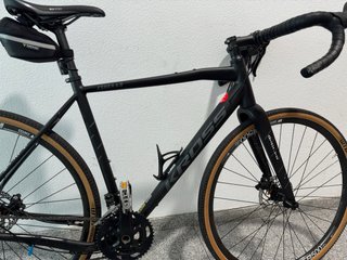 Bicicleta Gravel Kross Esker 6.0 Negra