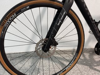 Bicicleta Gravel Kross Esker 6.0 Negra