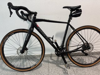 Bicicleta Gravel Kross Esker 6.0 Negra