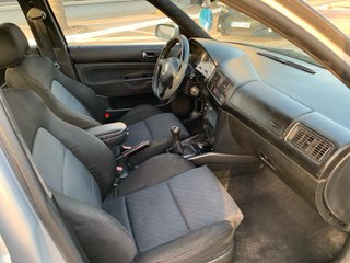 Volkswagen Golf 2001