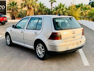 Volkswagen Golf 2001