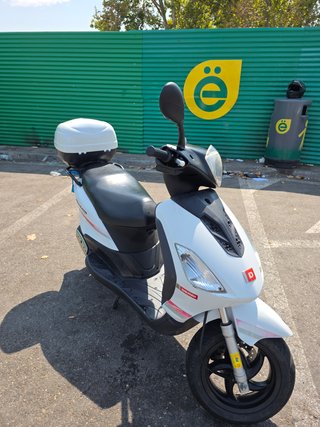 Ciclomotor Derbi Boulevard two 50cc Blanco