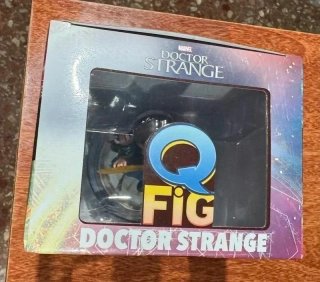 Q-Fig QMx Doctor Strange Marvel Figura