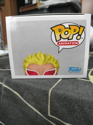 Funko Pop! One Piece Doflamingo 2327 Flocked