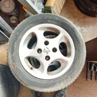 Llanta Peugeot 106 185/60R14
