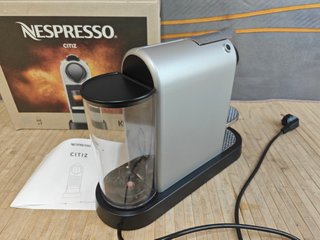 Krups CITIZ máquina nespresso automática plateada