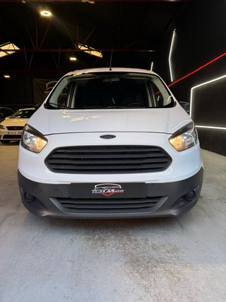 Ford Transit Courier “C” 5 plazas BOLA REMOLQUE