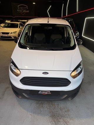 Ford Transit Courier “C” 5 plazas BOLA REMOLQUE