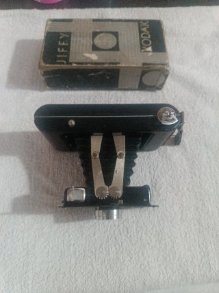Cámara Kodak Jiffy Six-20