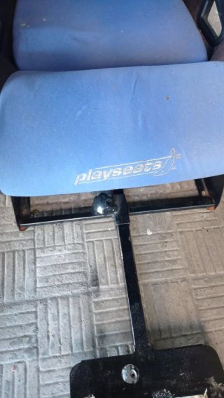 Playseat simulador con estructura