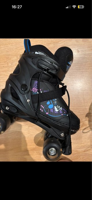 Patines negros con luces