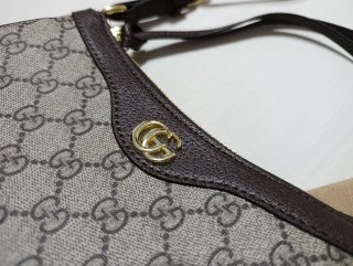 Bolso de hombro lona supreme y Piel