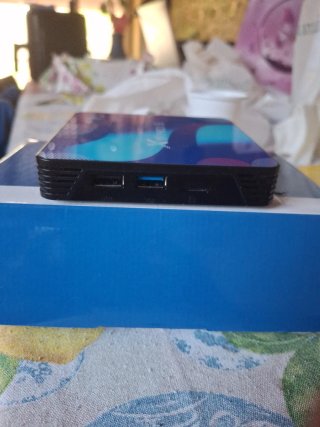TV Box Android X88 Pro 10 con orologio