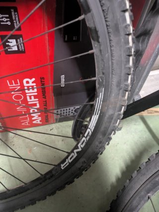 Rueda BTT Connor 26 delantera