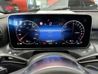 Mercedes CLASE C 2.0 313 300E AVANTGARDE (2022)
