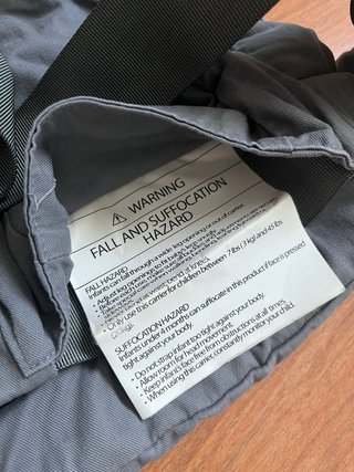 Mochila portabebés Boba X gris