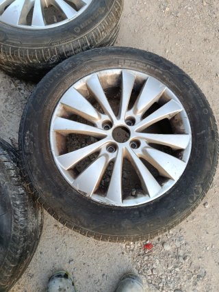 Llantas Citroen C4 P + Neumáticos Barum 205/60/16