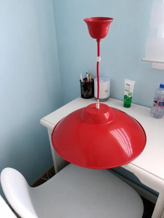 Lámpara colgante roja