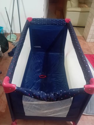 Cuna de viaje estrellas