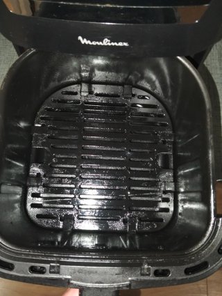 Freidora de aire Moulinex negra