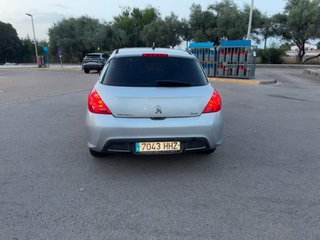 Peugeot 308 2012