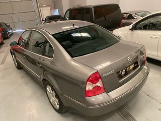 Volkswagen Passat 2003