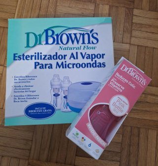 Dr. Brown's Esterilizador Microondas + Biberón