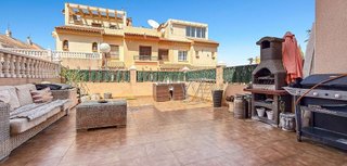 Casa adosada en venta en Altos - La Florida en Orihuela