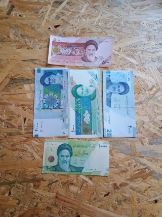 Lote 8 de 20 Billetes del Mundo