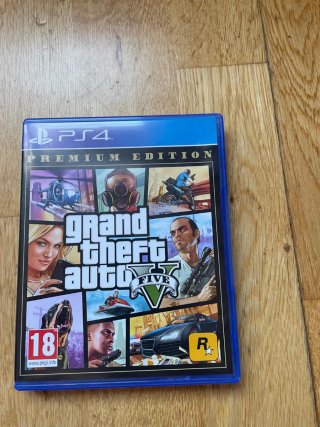 GTA V Premium Edition PS4