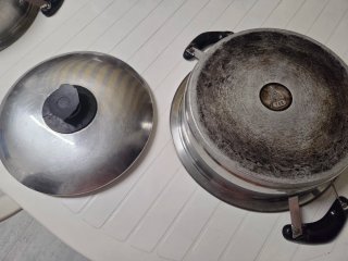 Cazuelas AMC Metal y Plástico