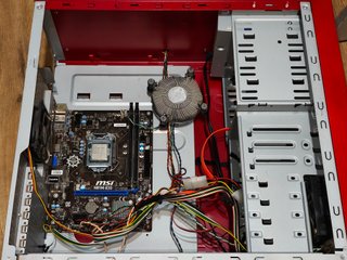 Torre PC Coche Roja i3 4170 + PSU