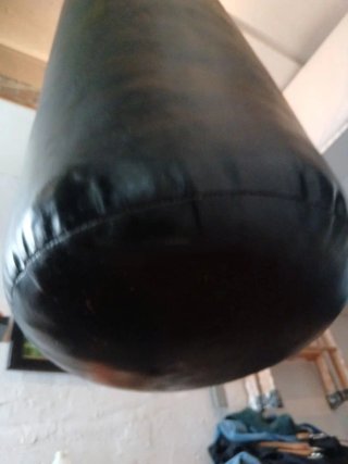 Saco Boxeo Outshock 35kg + Soporte