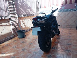 Yamaha FZ6 N S2 Negra (Falta de uso)