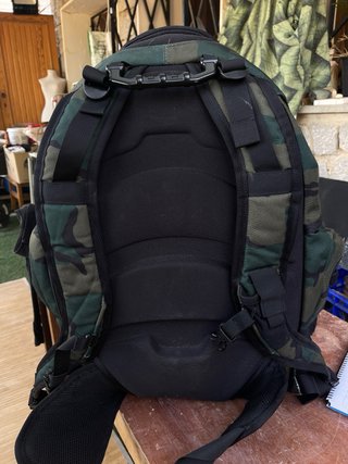 Mochila Oakley Táctica Camuflaje