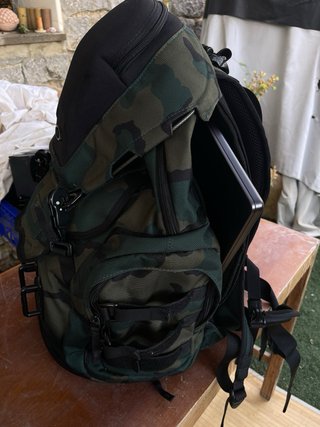 Mochila Oakley Táctica Camuflaje