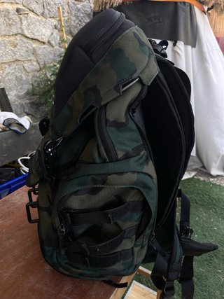 Mochila Oakley Táctica Camuflaje