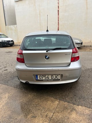 BMW Serie 1 118i 2005 Gasolina 5 puertas