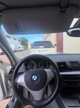 BMW Serie 1 118i 2005 Gasolina 5 puertas