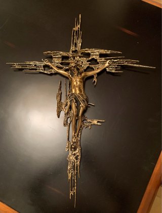 crucifijo de pared en bronce  77 ctms